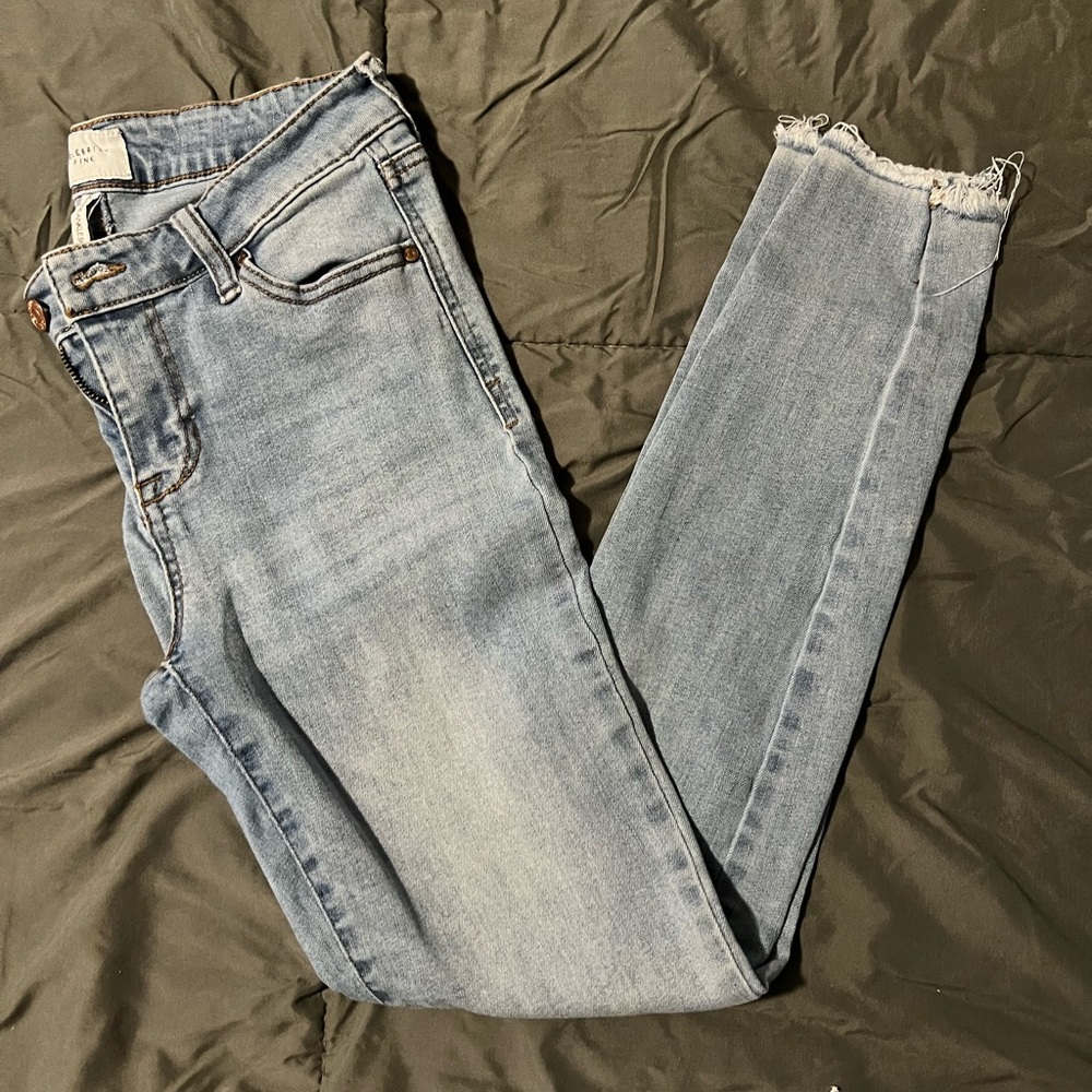 Celebrity Pink Jeans - Size 5/27